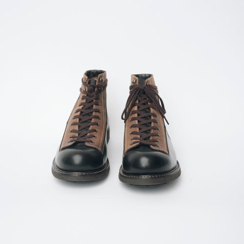 Bum Society Diva boot Shiny Black front view color:shiny black