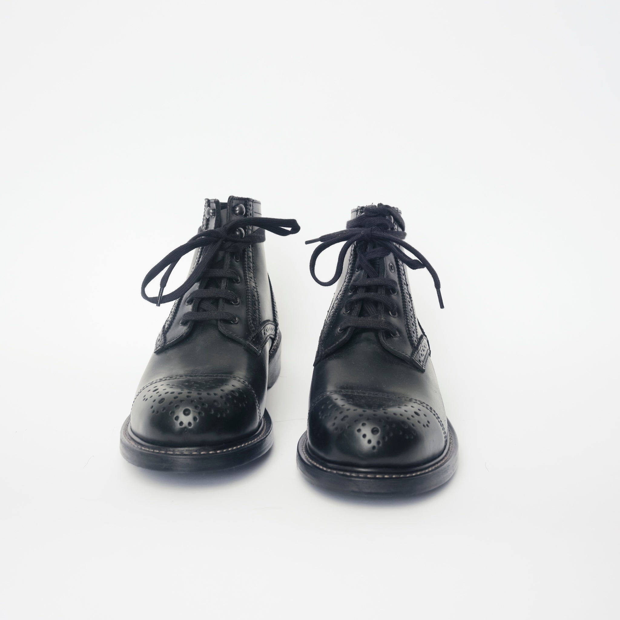 Bum Society Ruby Thursday boot Shiny Black front view color:shiny black