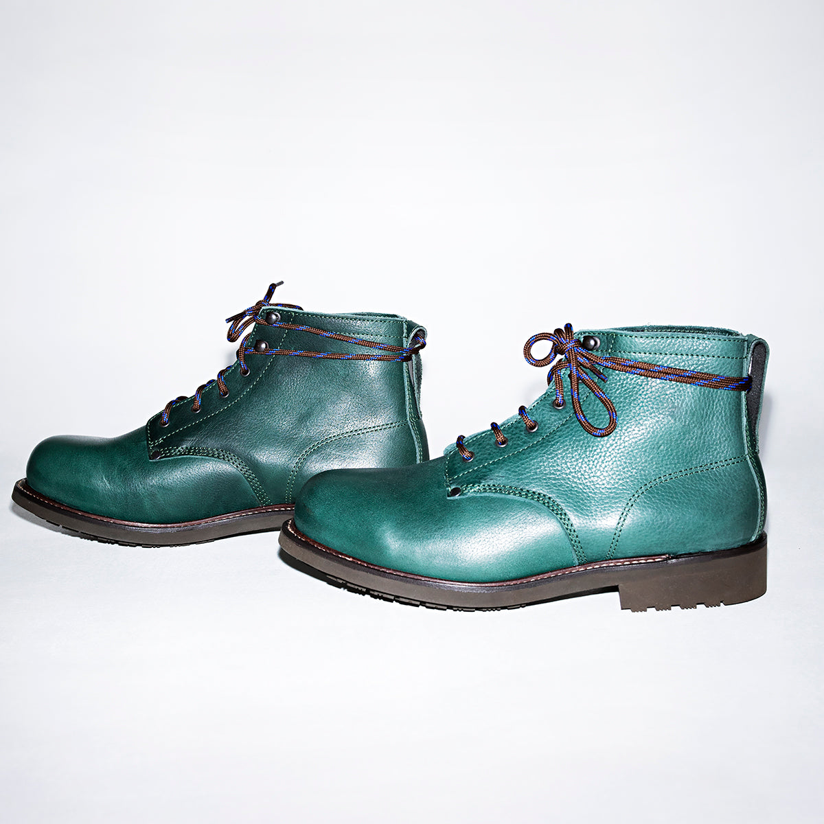 Bum Society Pathfinder boot Green Mood side view color:green mood